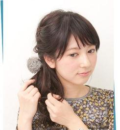 秀和发型教程视频,跟随发型教程视频打造时尚发型